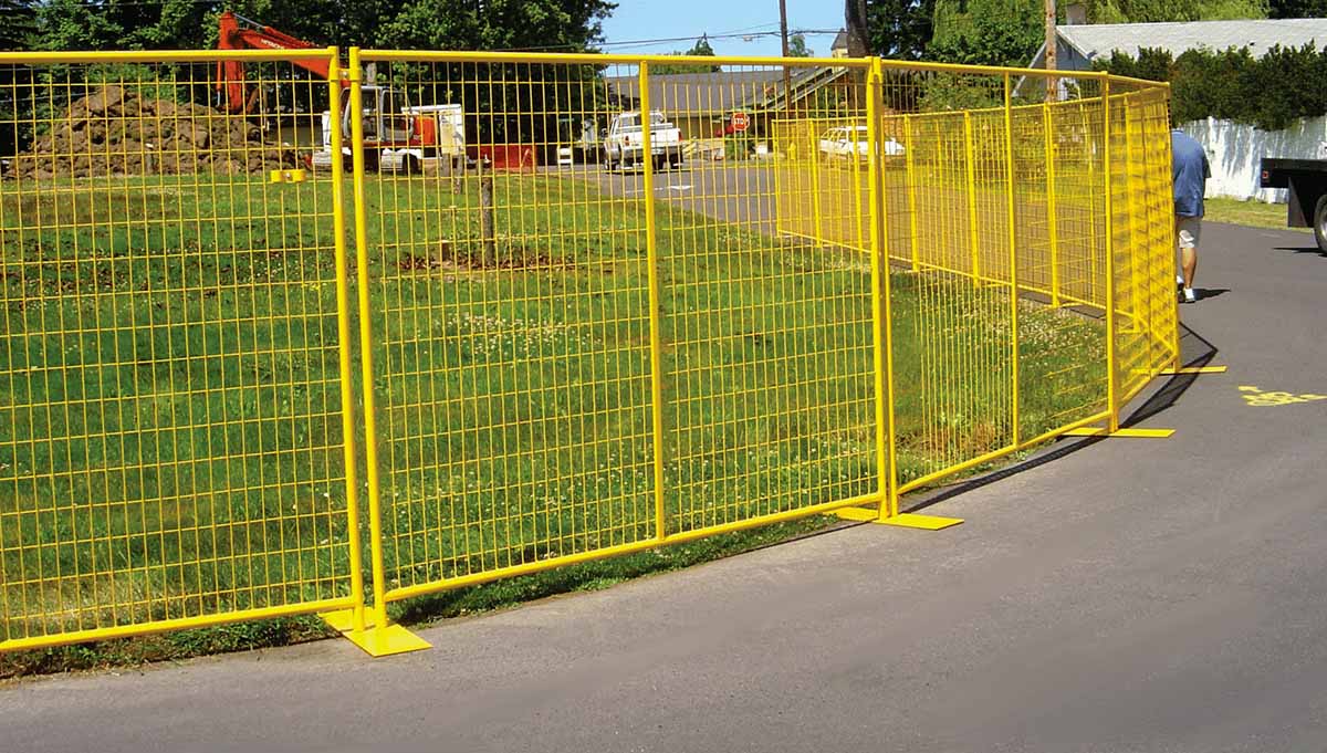 Welded Wire Perimeter Construction Fencing